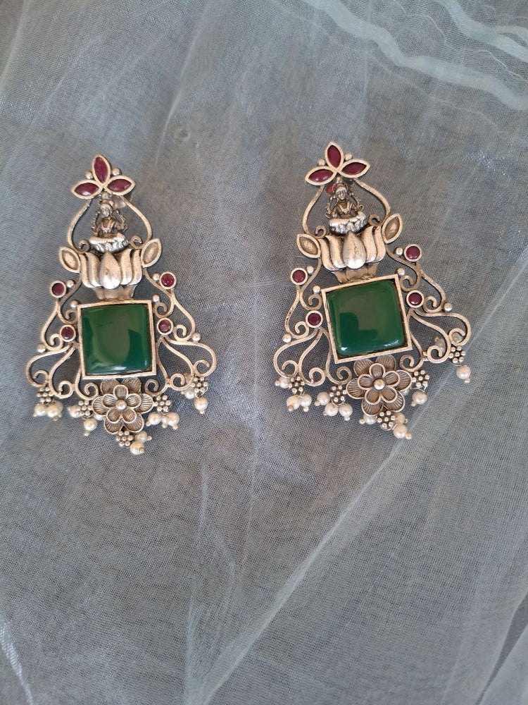 EMERALD KIARA SILVER POLISHED DANGLER