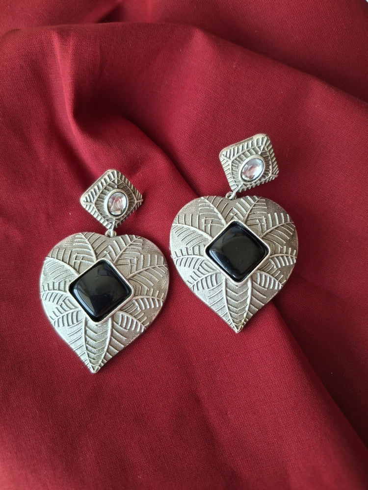 BLACK IRA SILVER POLISHED DANGLERS