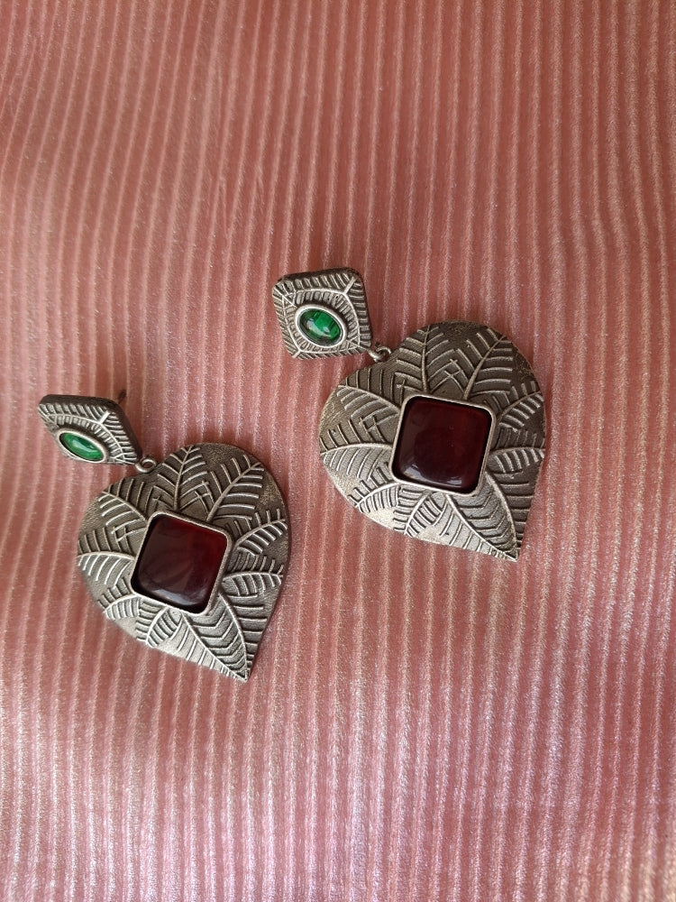 RED IRA SILVER POLISHED DANGLER