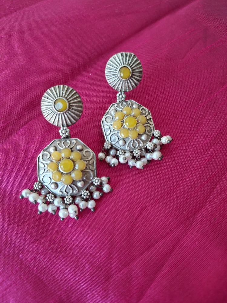 LEMON YELLOW KASHVI SILVER POLISHED DANGLER