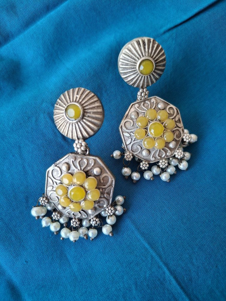 LEMON YELLOW KASHVI SILVER POLISHED DANGLER