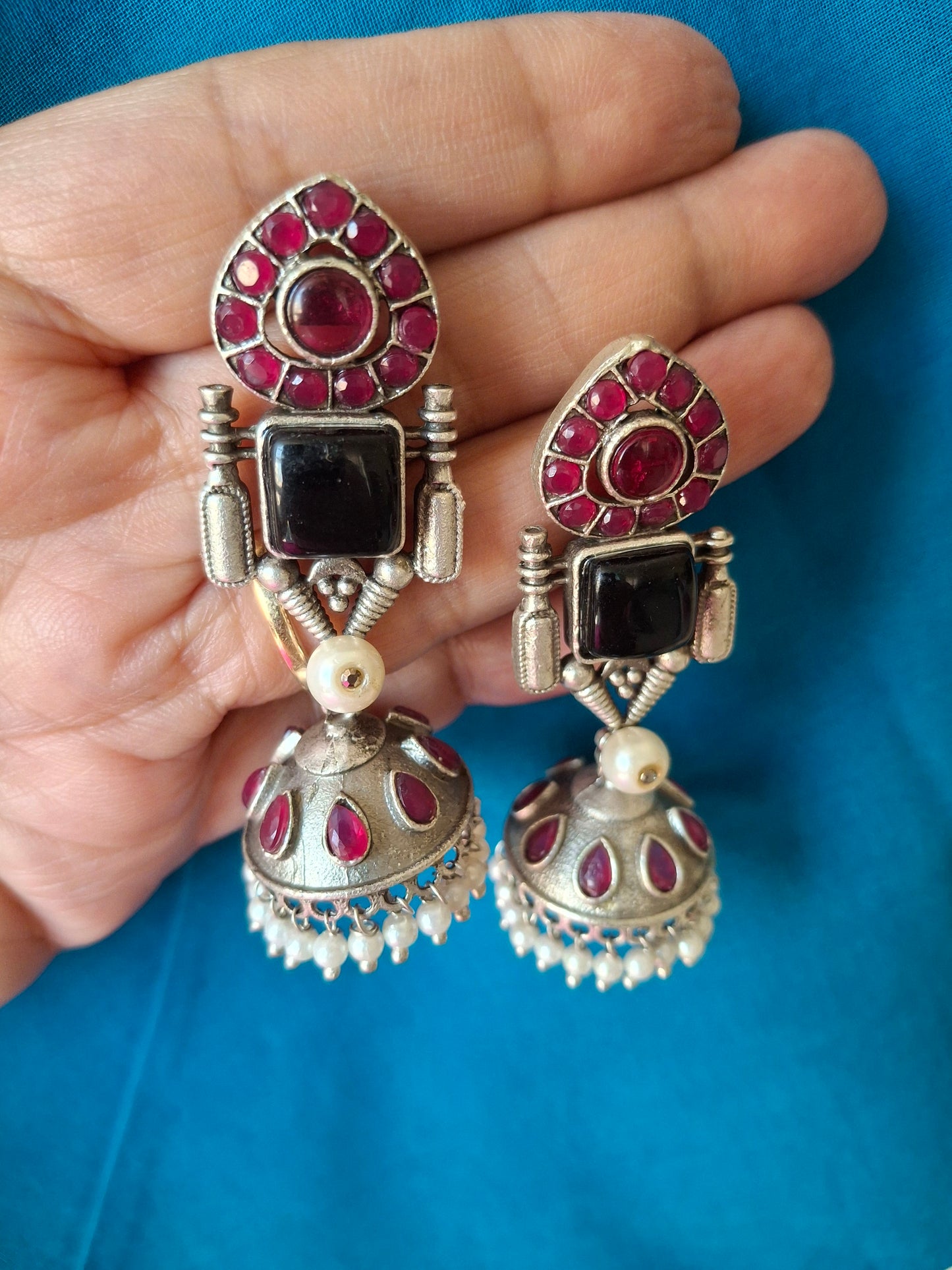 BLACK RED JIYA SILVER POLISHED JHUMKI
