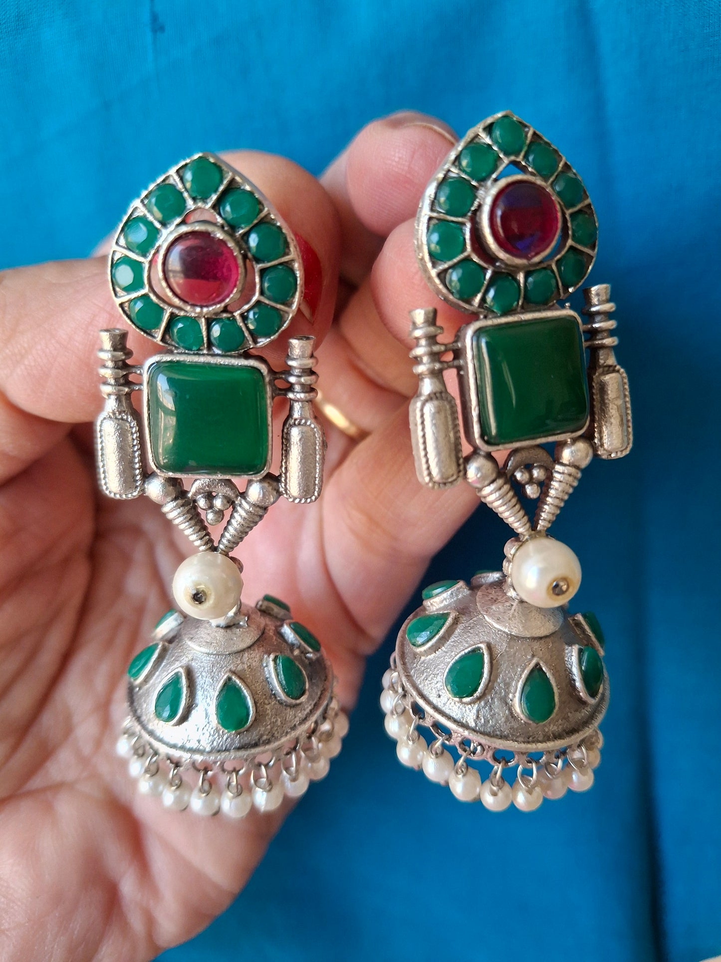 EMERALD JIYA SILVER POLISHED JHUMKI