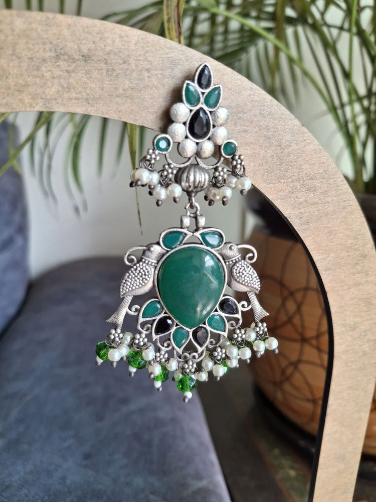 EMERALD KYARA SILVER POLISHED DANGLERS