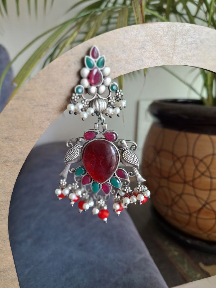 RED GREEN KYARA SILVER POLISHED DANGLER