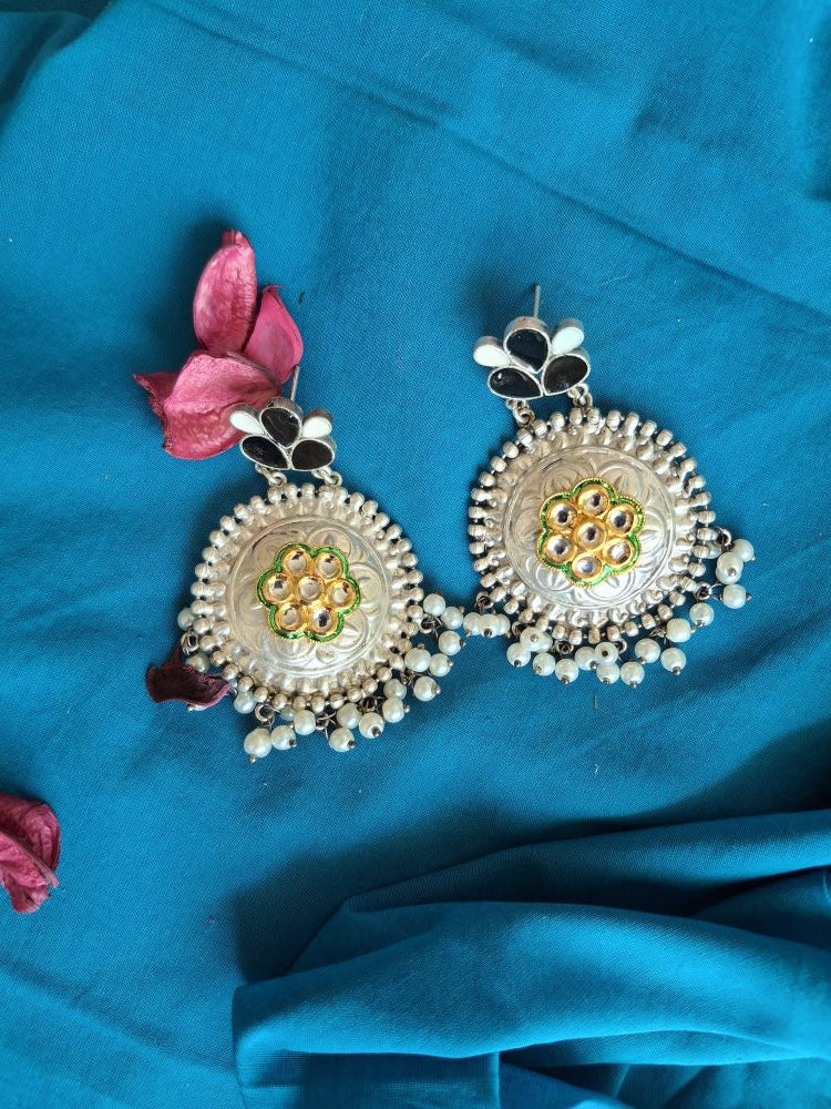 BLACK KRISHA SILVER POLISHED CHANDBALIS
