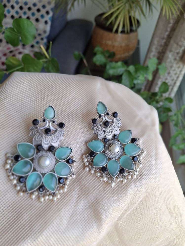 TURQUOISE BLACK AARNA SILVER POLISH DANGLER