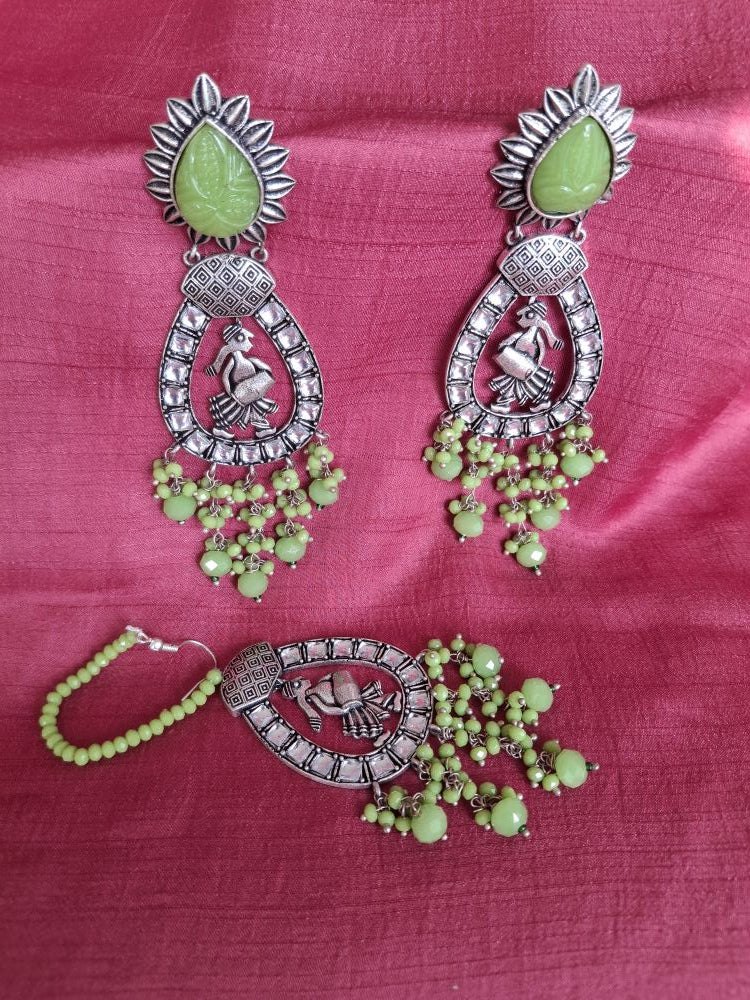 LIGHT GREEN AASHI OXIDISED CHANDBALIS WITH MANGTIKA