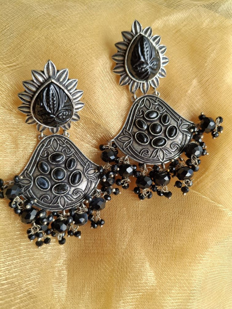 BLACK AAVYA OXIDISED CHANDBALIS