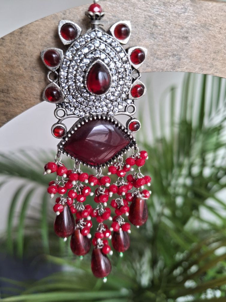 RED ADVIKA OXIDISED DANGLER