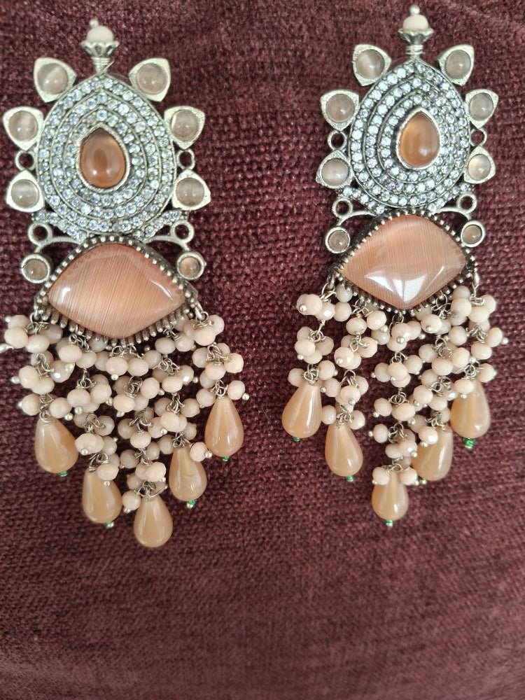 BEIGE ADVIKA OXIDISED DANGLER