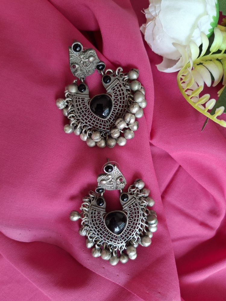BLACK ADYA ANTIQUE CHANDBALIS