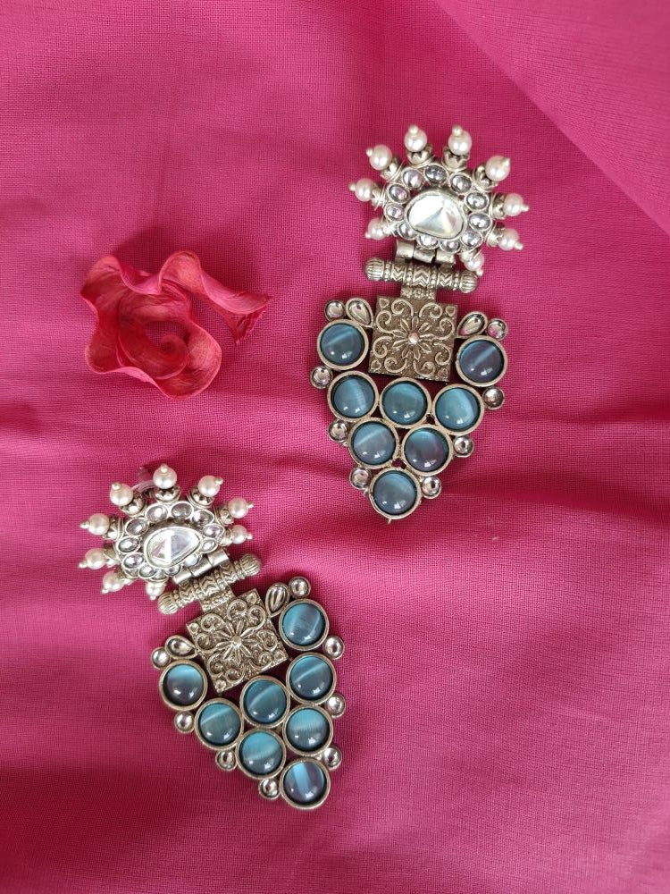 TURQUOISE AMAYRA SILVER POLISHED DANGLER