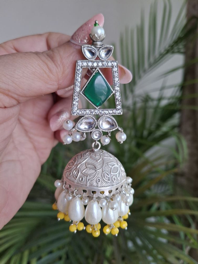 EMERALD ASHVIKA SILVER POLISHED JHUMKI