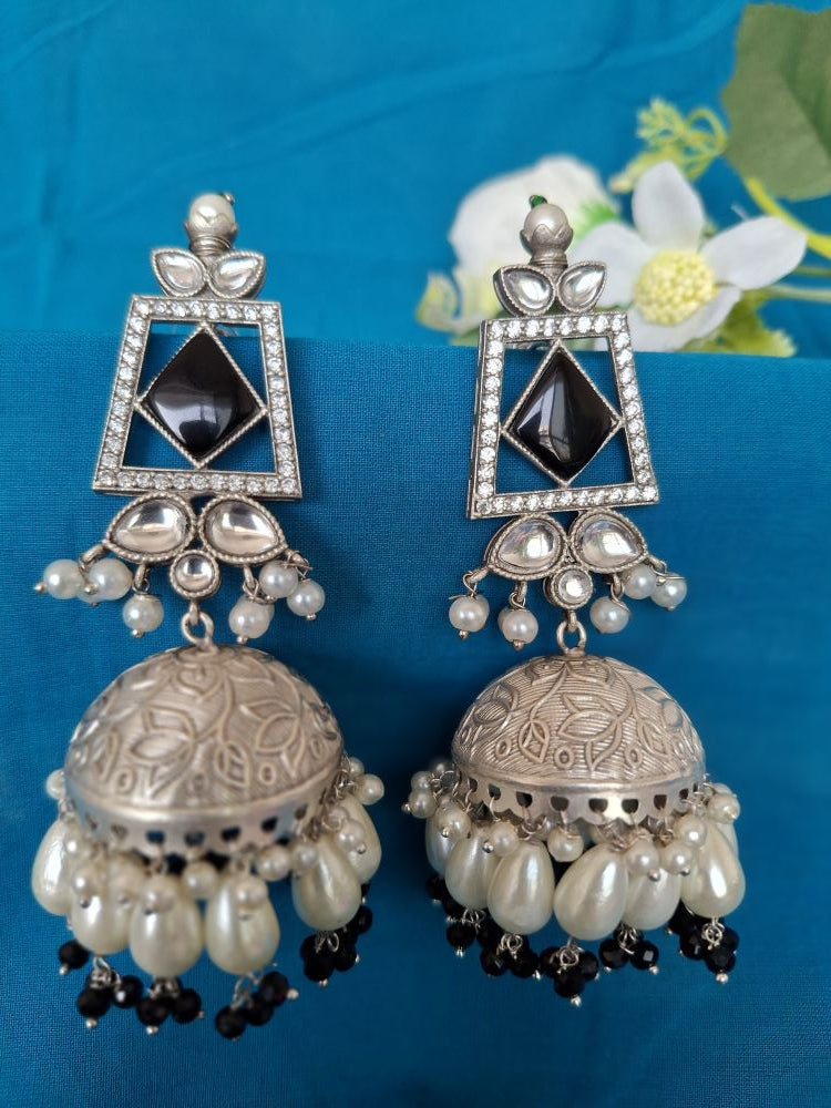 BLACK ASHVIKA SILVER POLISHED JHUMKI