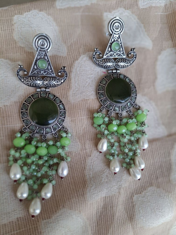 MEHANDI KUNJAM OXIDISED DANGLER