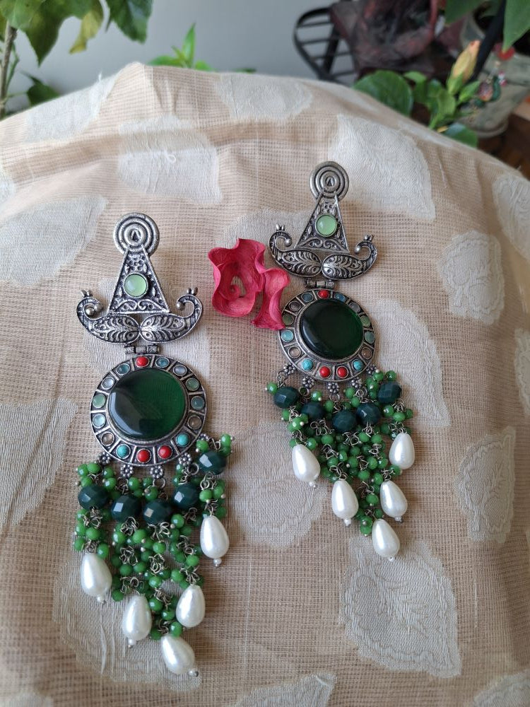 EMERALD KUNJAM OXIDISED DANGLER
