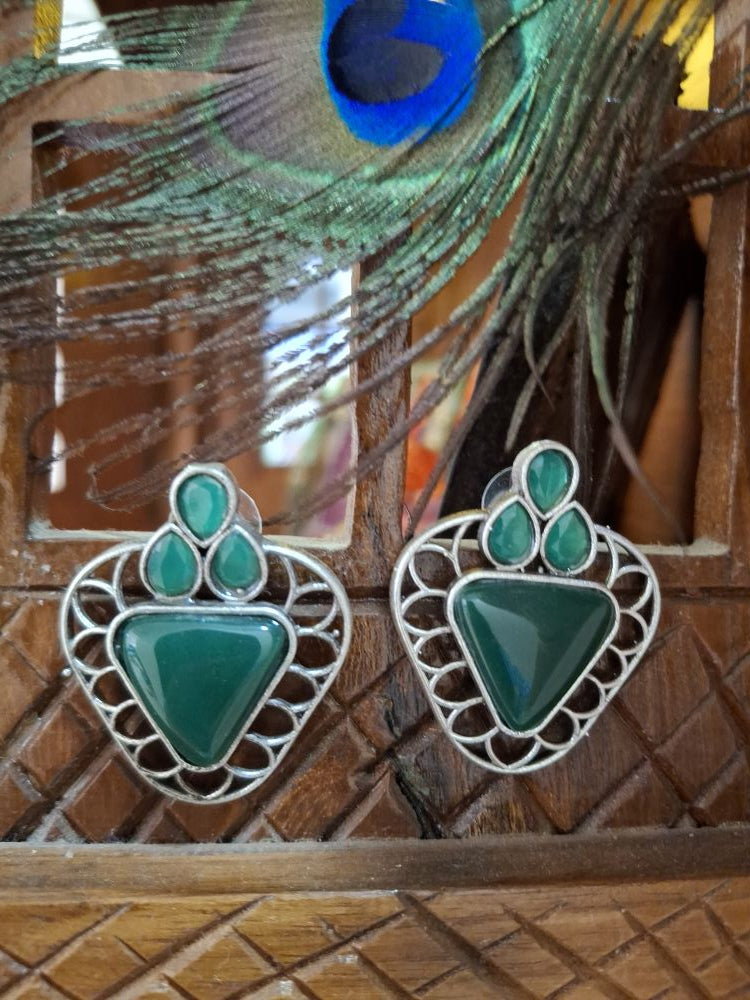 EMERALD SHANAYA SILVER STUD