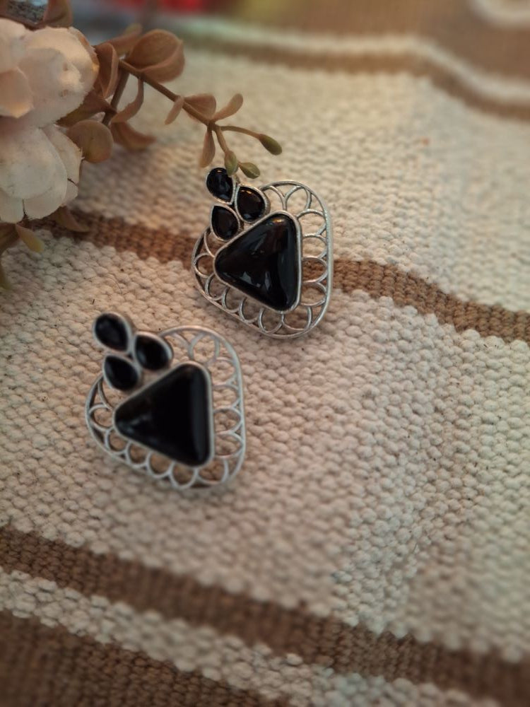 BLACK SHANAYA SILVER STUD