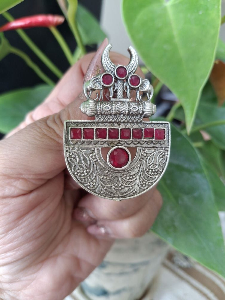 RED SHREENIKA SILVER DANGLER