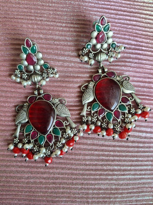 RED GREEN  KYARA SILVER POLISHED DANGLER