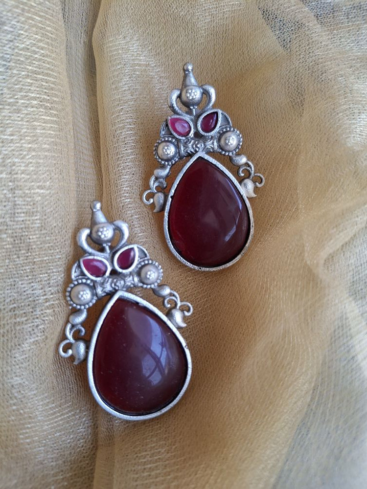 RED MIRAYA SILVER POLISHED DANGLER