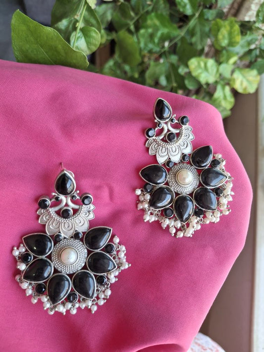 BLACK AARNA SILVER POLISHD DANGLERS