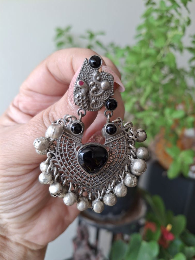 BLACK ADYA ANTIQUE CHANDBALIS